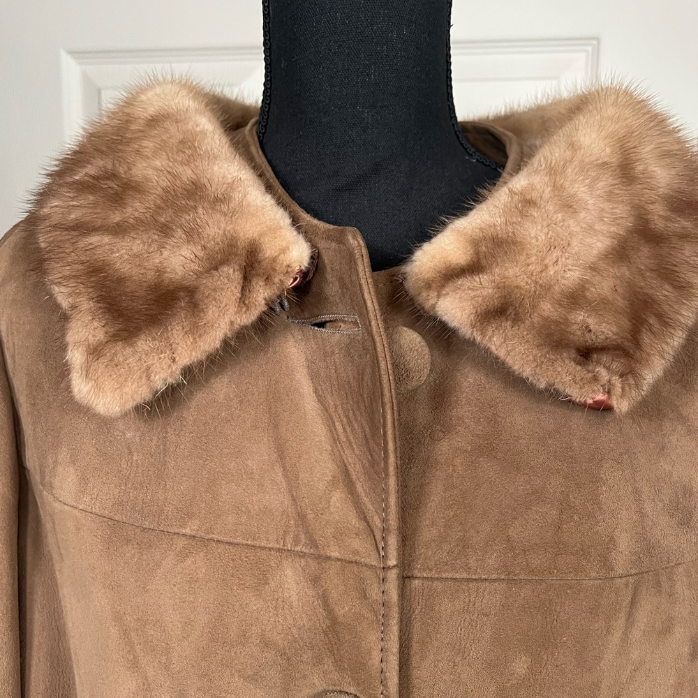 Vintage Woman's Fur Collar Suede Coat Caramel